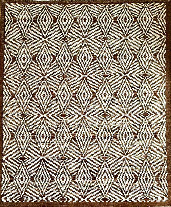 Rug with diamond pattern on a beige background